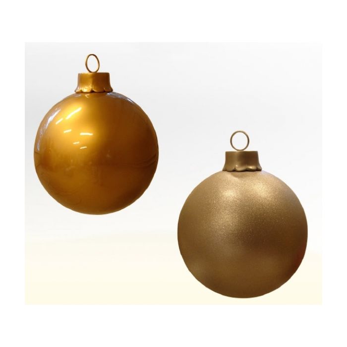 überdeminsionale Weihnachtskugel groß vergrößert Dekorationsfigur